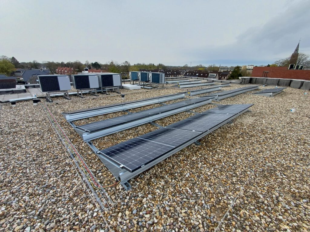 zonnepanelen doek installatietechniek